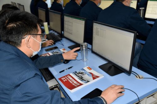 发挥职教优势 服务地方经济——历城职专与中国重汽桥箱公司携手开展办公软件培训